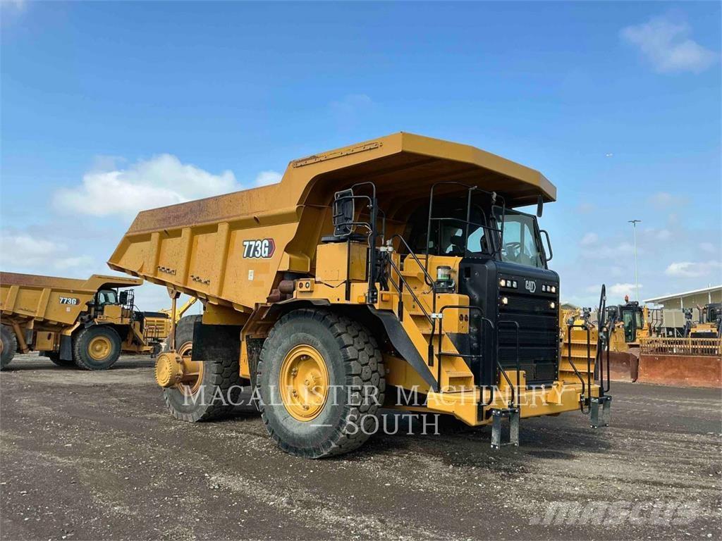 CAT 773G Dumper - Knickgelenk