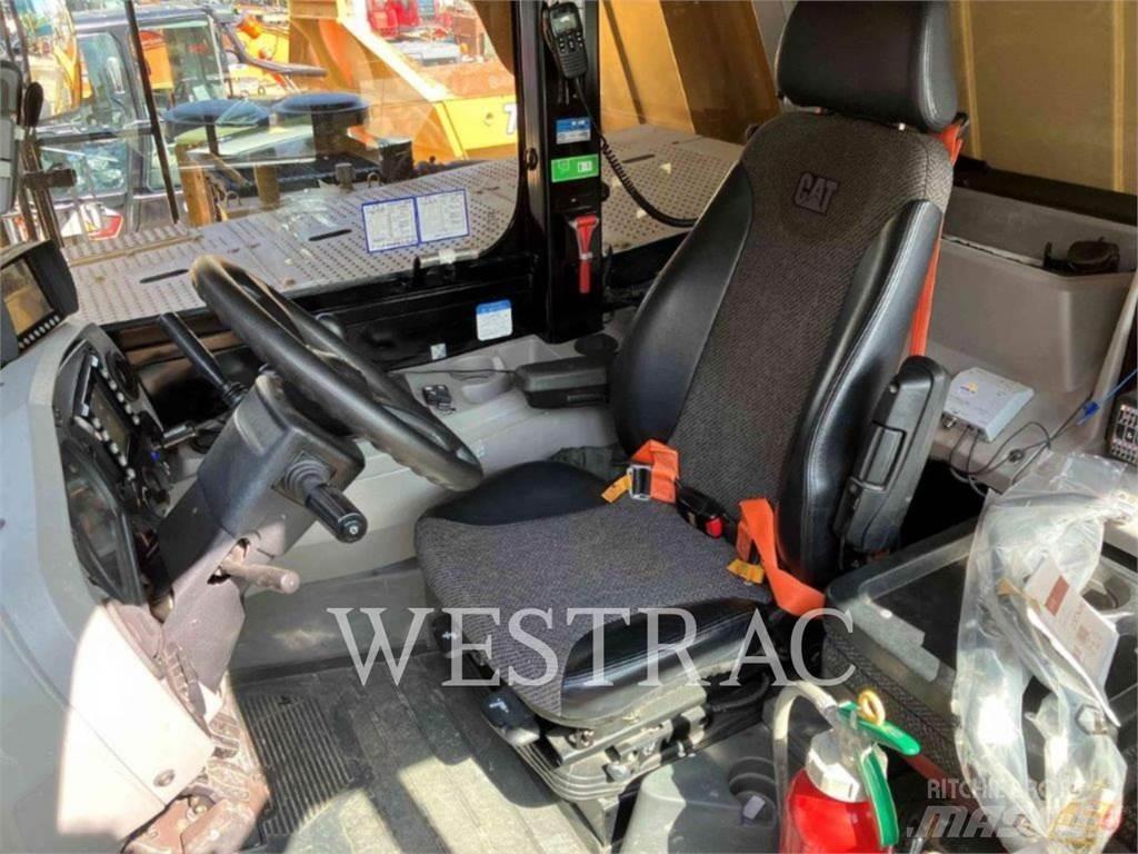 CAT 773GLRC Dumper - Knickgelenk