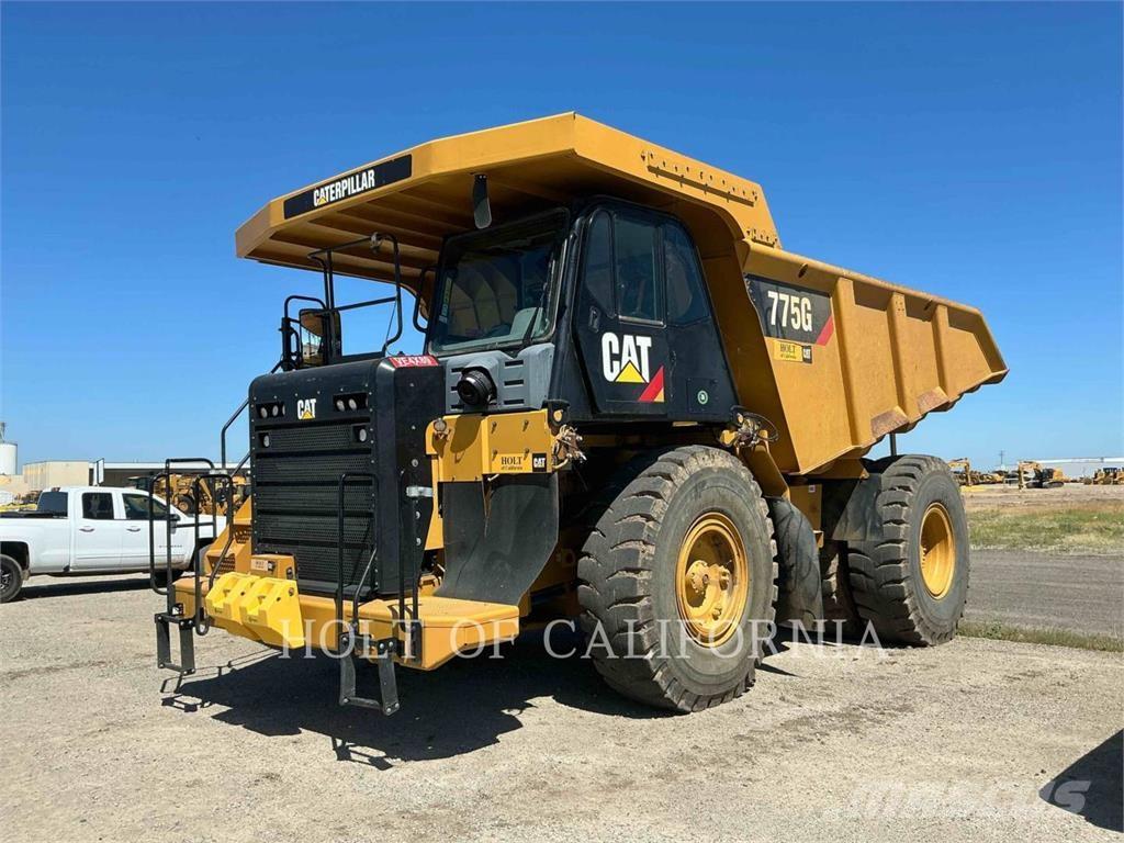 CAT 775G Dumper - Knickgelenk