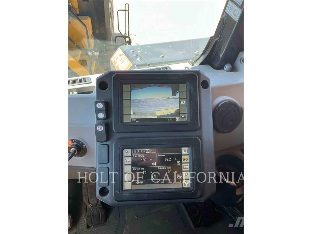 CAT 775G Dumper - Knickgelenk