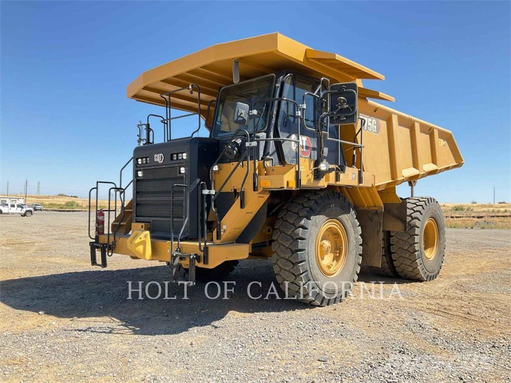 CAT 775G Dumper - Knickgelenk