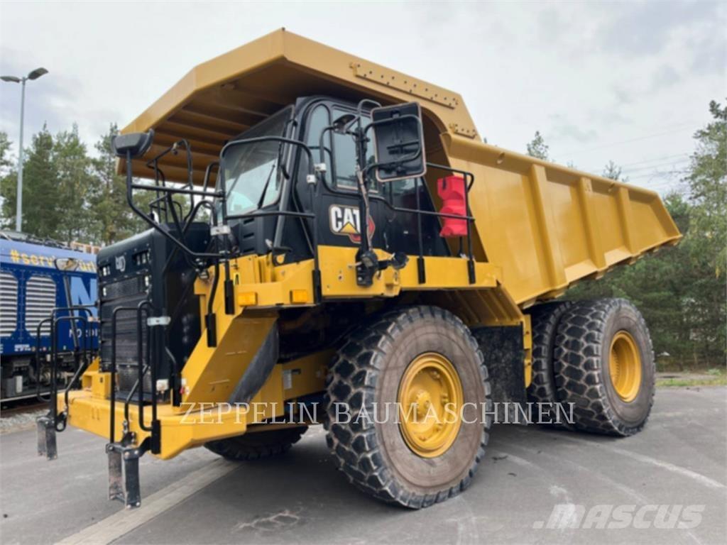 CAT 775G Dumper - Knickgelenk