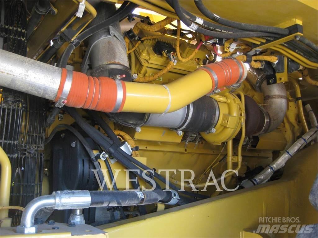 CAT 775GLRC Dumper - Knickgelenk