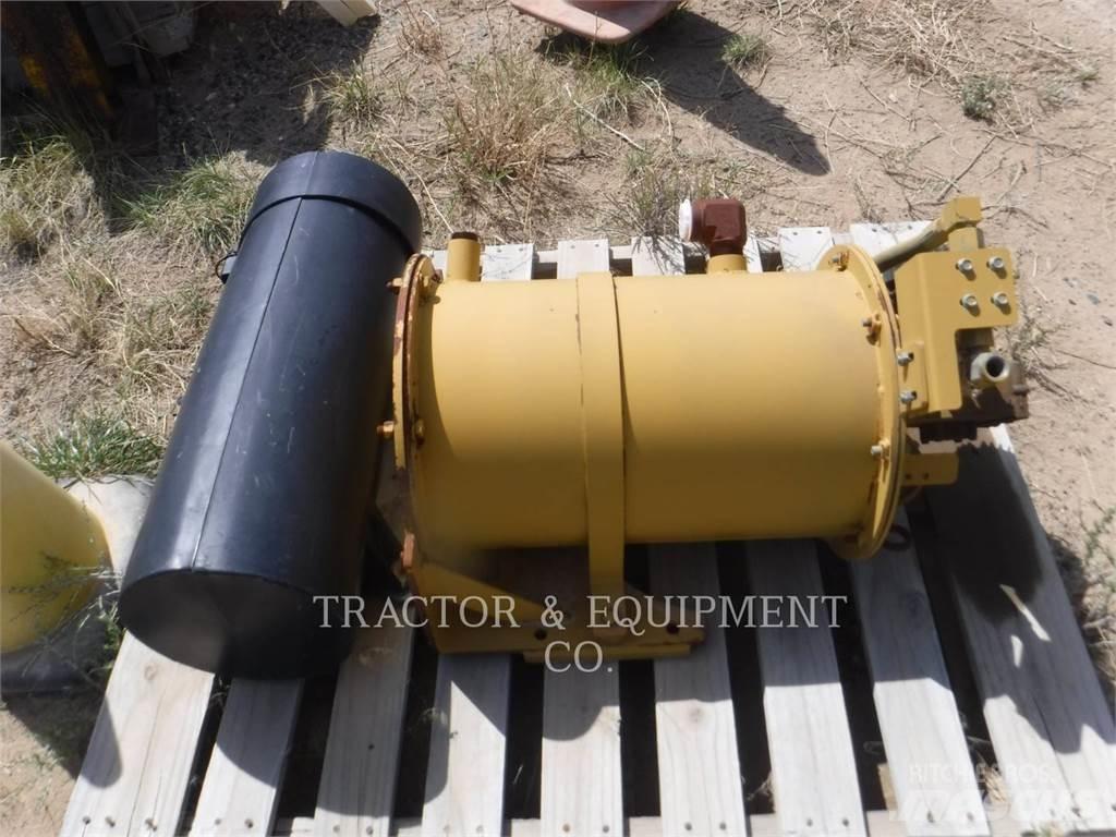 CAT 777F Dumper - Knickgelenk