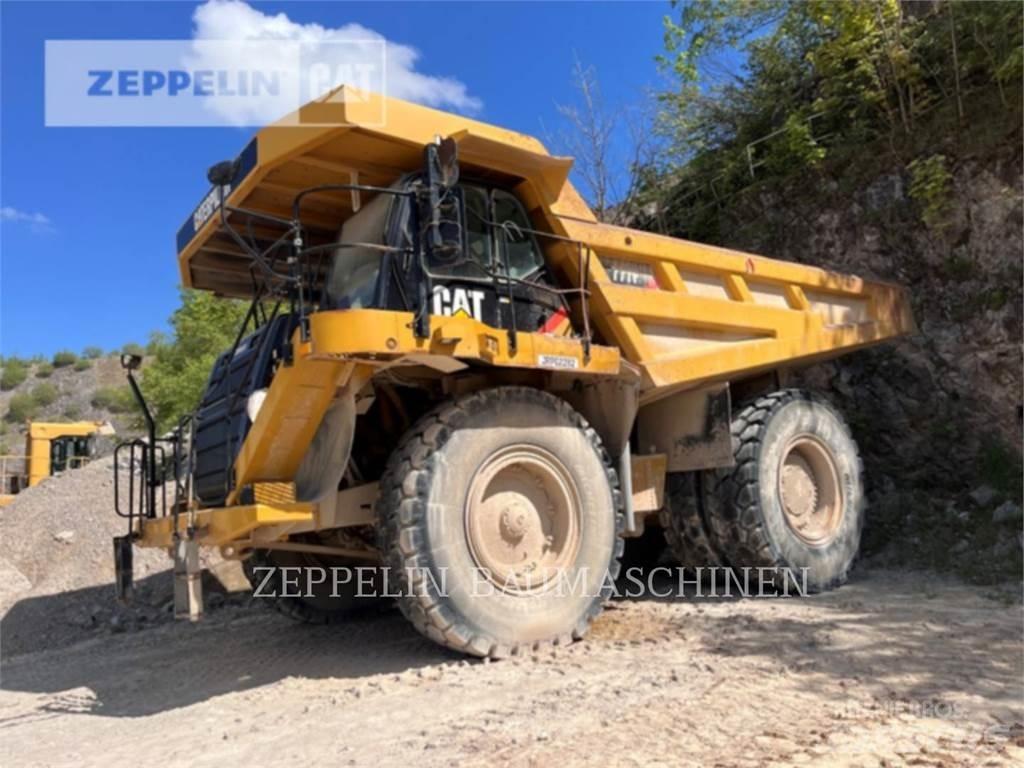 CAT 777F Dumper - Knickgelenk