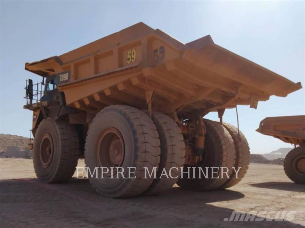 CAT 789D Dumper - Knickgelenk