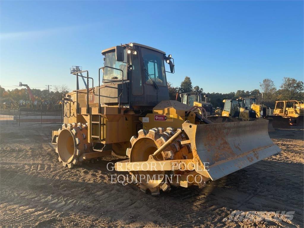 CAT 815-11 Erdbauwalzen