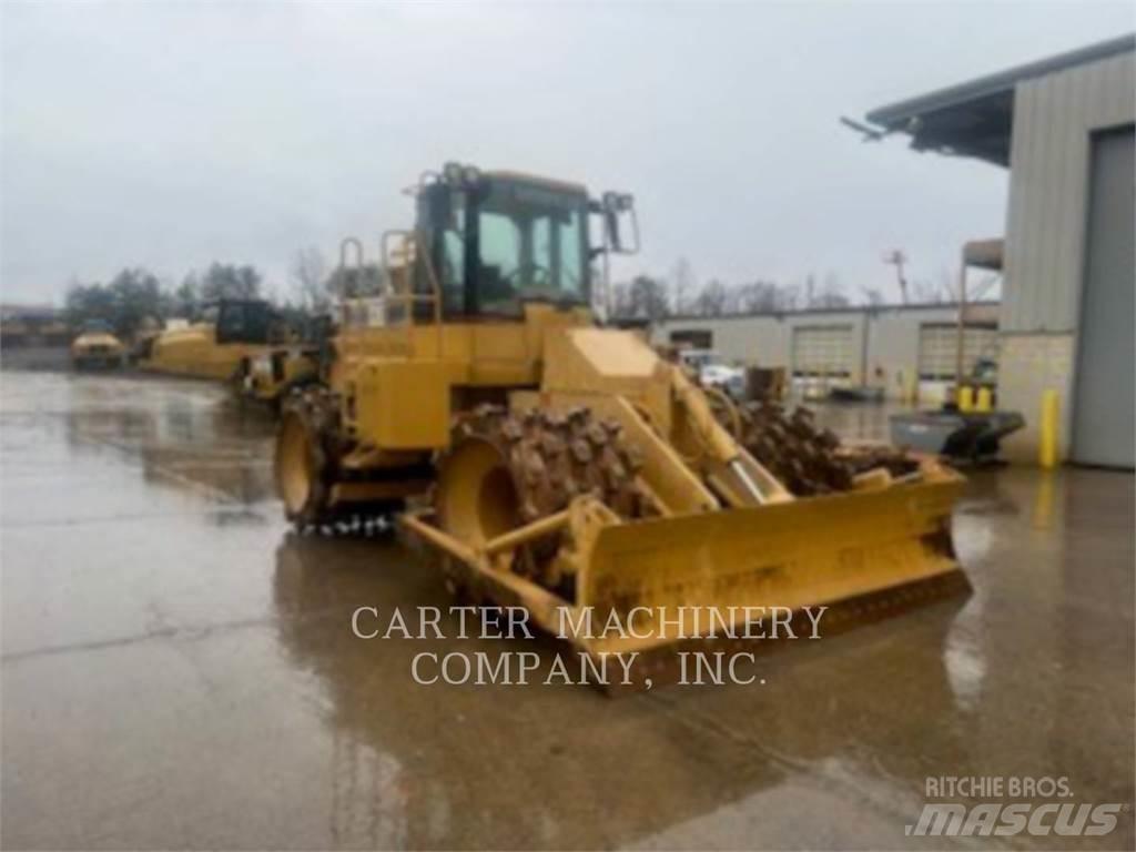CAT 815F Raddozer
