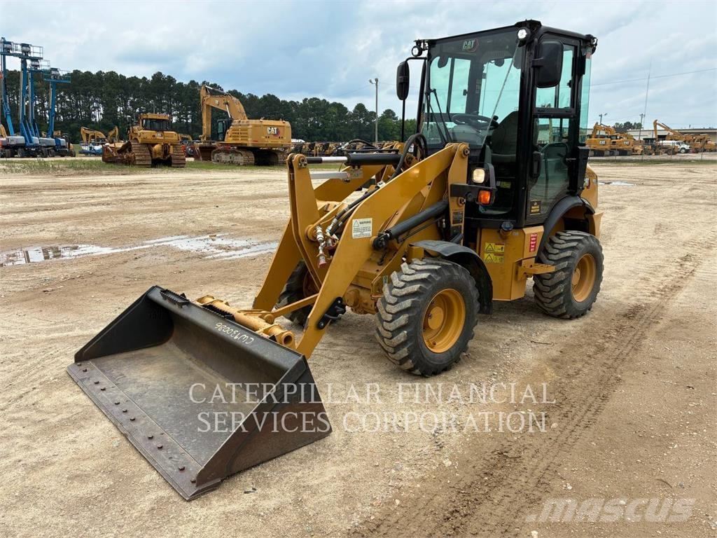 CAT 903D Radlader
