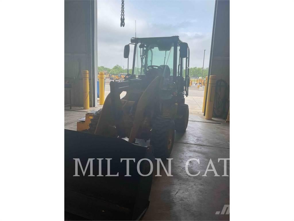 CAT 903D Radlader