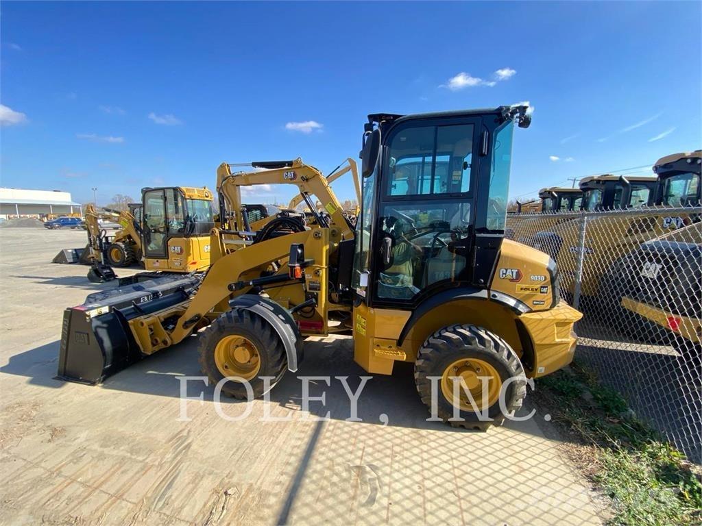 CAT 903D Radlader