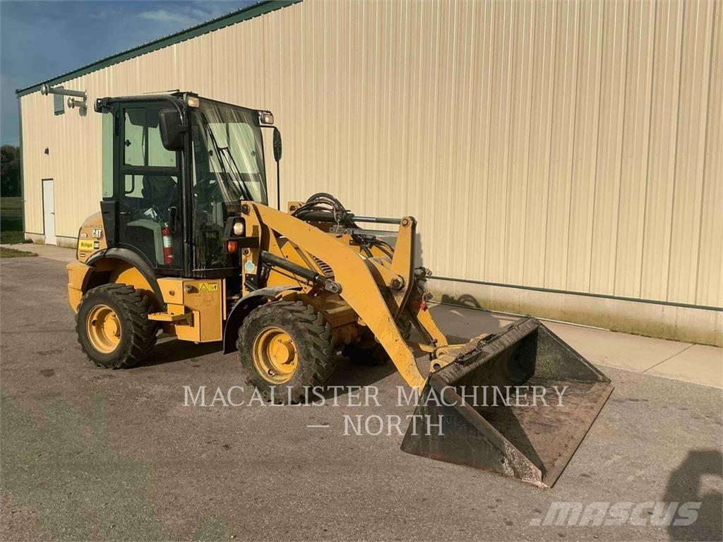 CAT 903D Radlader