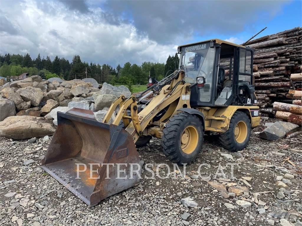CAT 906 Radlader