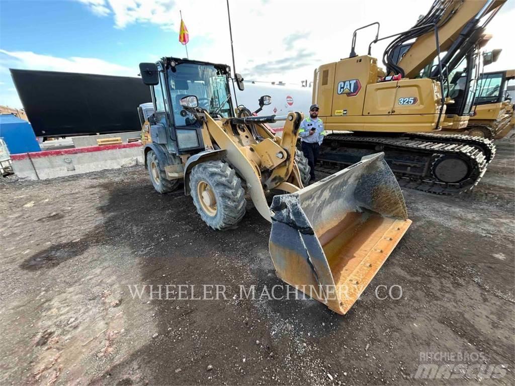CAT 906 Radlader
