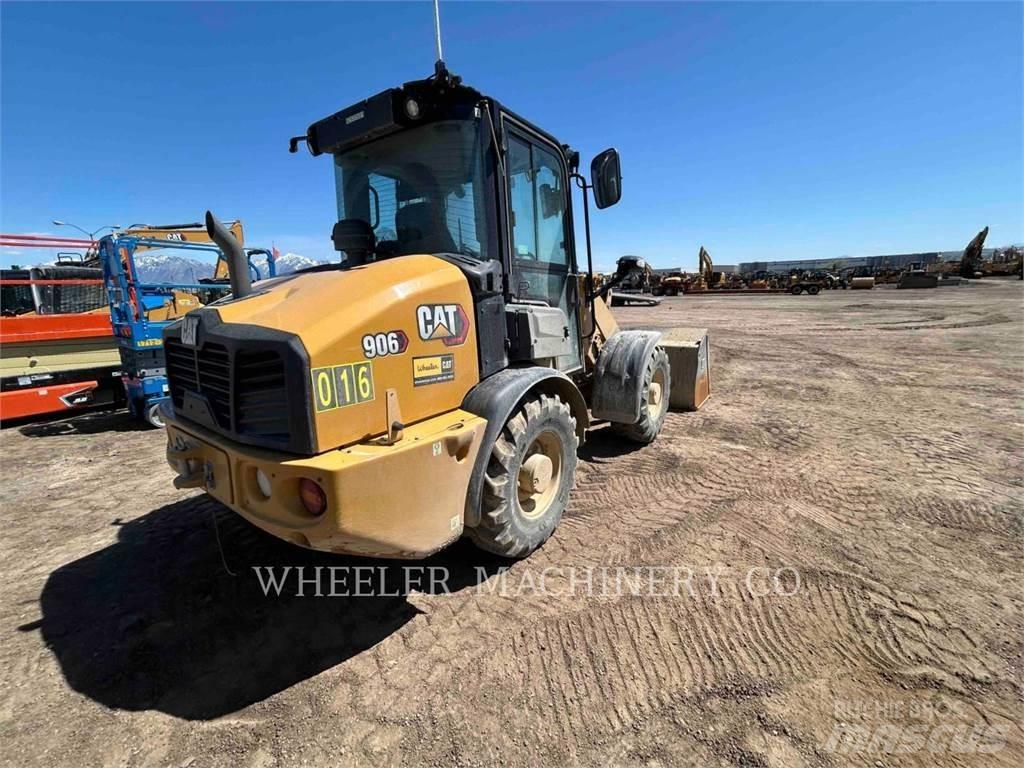 CAT 906 Radlader