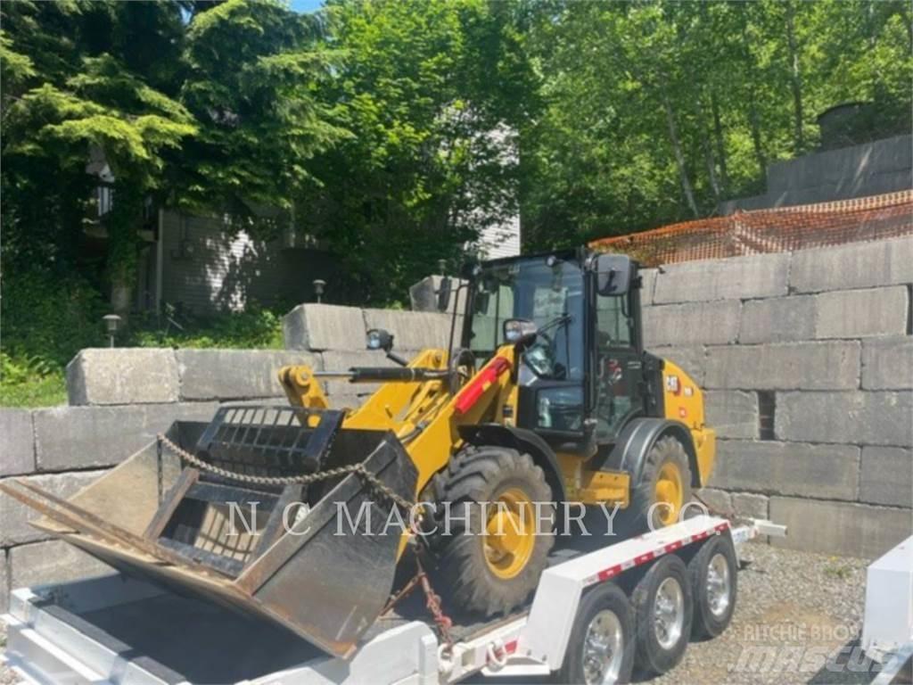 CAT 906 Radlader