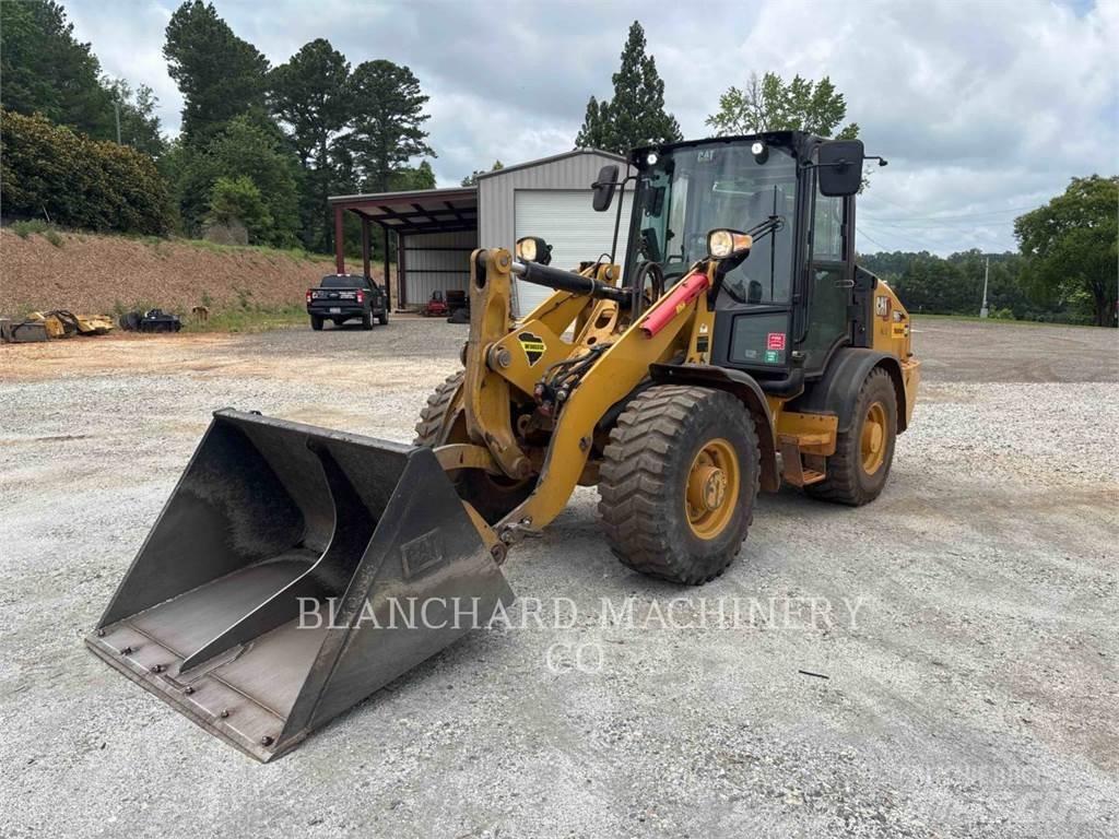 CAT 906 Radlader