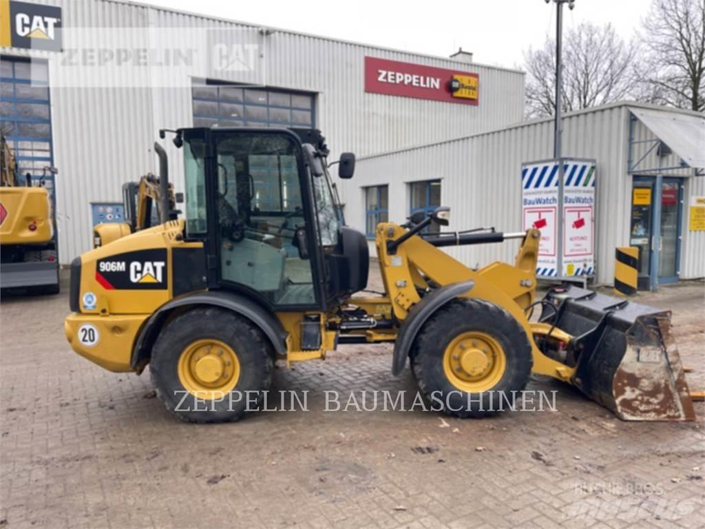 CAT 906M Radlader