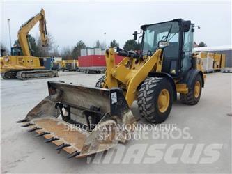CAT 906M Radlader
