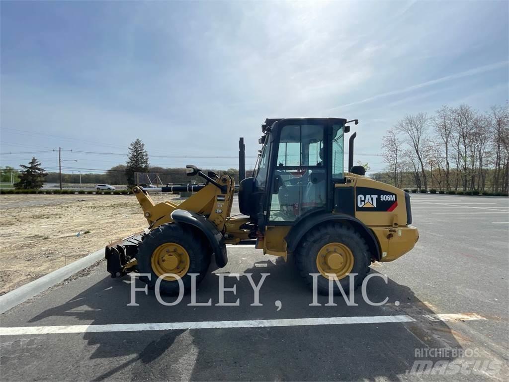 CAT 906M Radlader