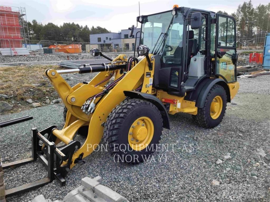 CAT 906M Radlader