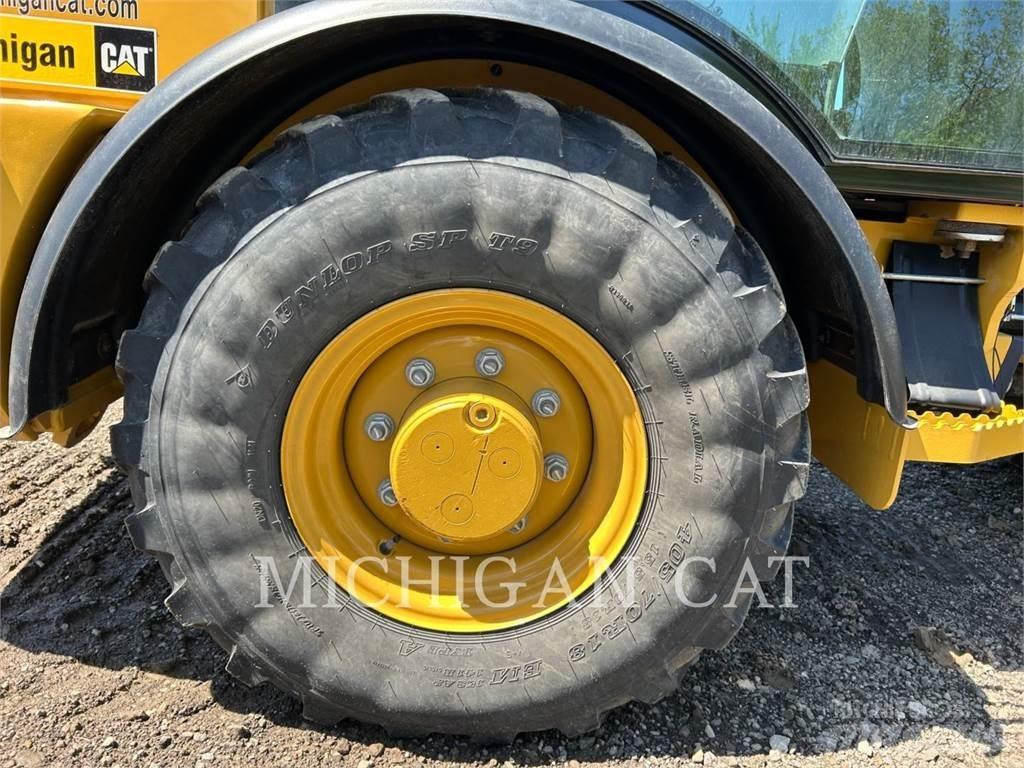 CAT 906M Radlader