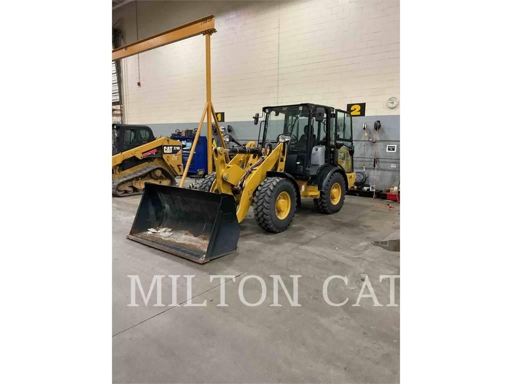 CAT 906M Radlader