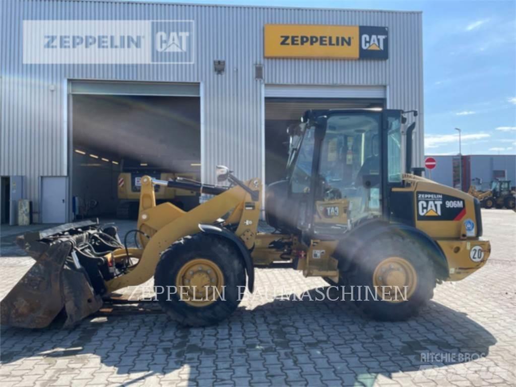 CAT 906M Radlader