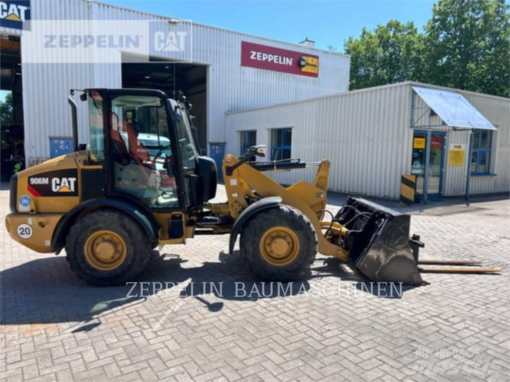 CAT 906M Radlader