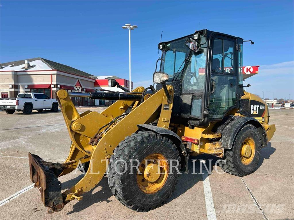 CAT 907H2 Minilader