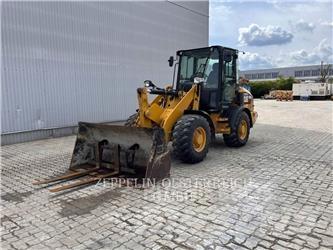 CAT 907M Radlader