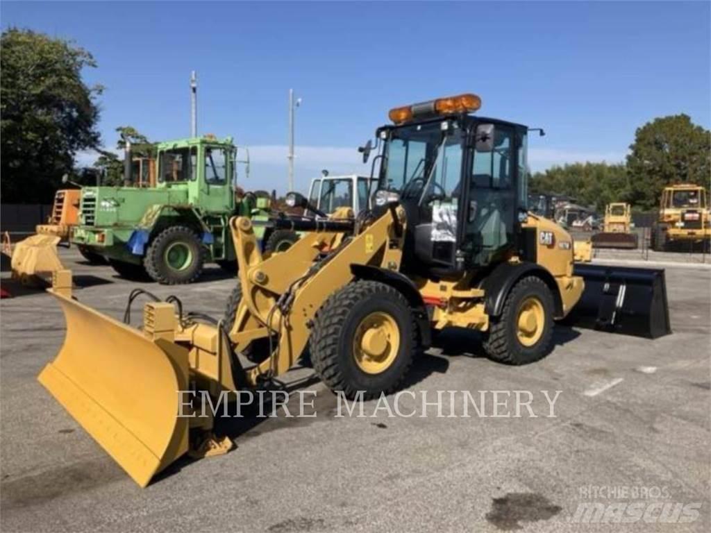 CAT 907M Radlader