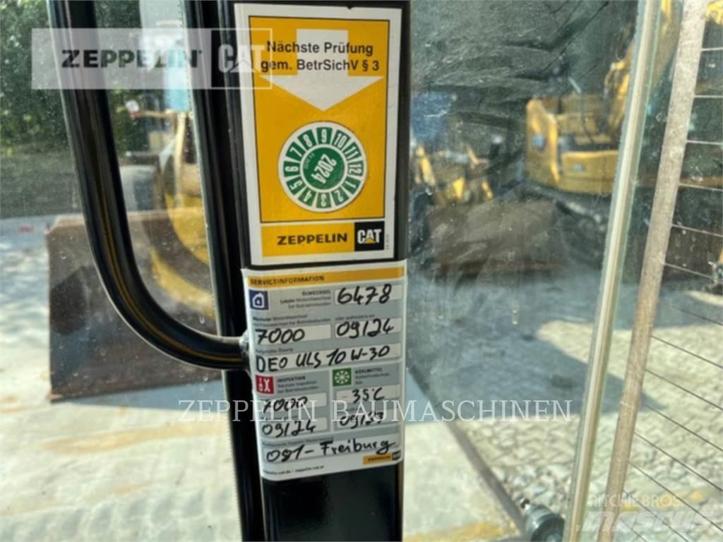 CAT 907M Radlader