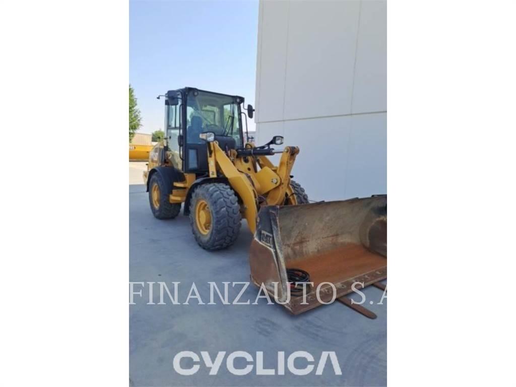 CAT 907M Radlader