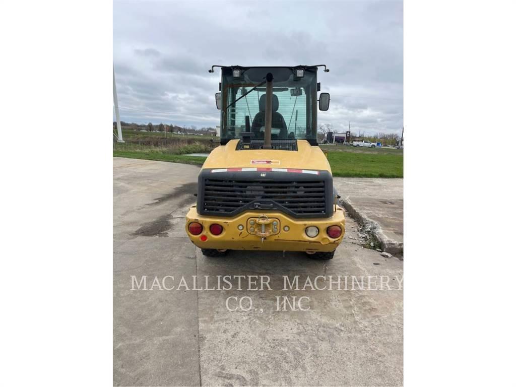 CAT 907M Radlader
