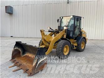 CAT 908 Radlader