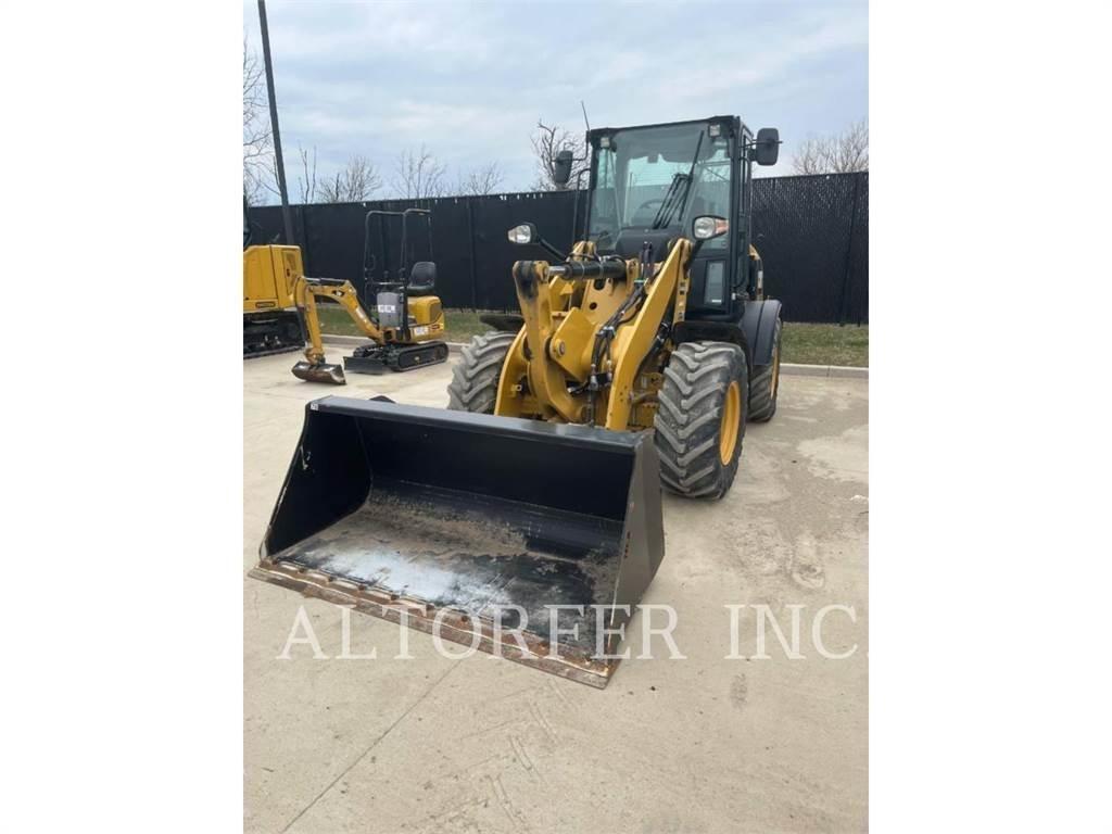 CAT 908M Minilader