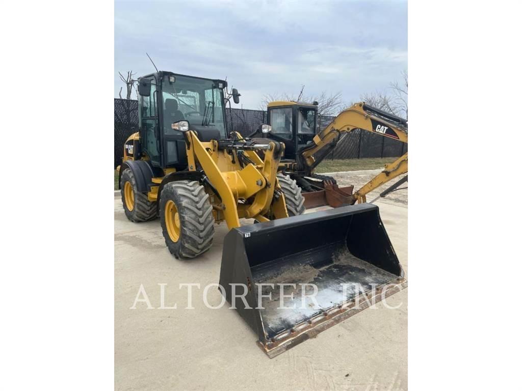 CAT 908M Minilader