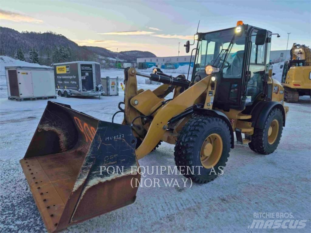 CAT 908M Radlader
