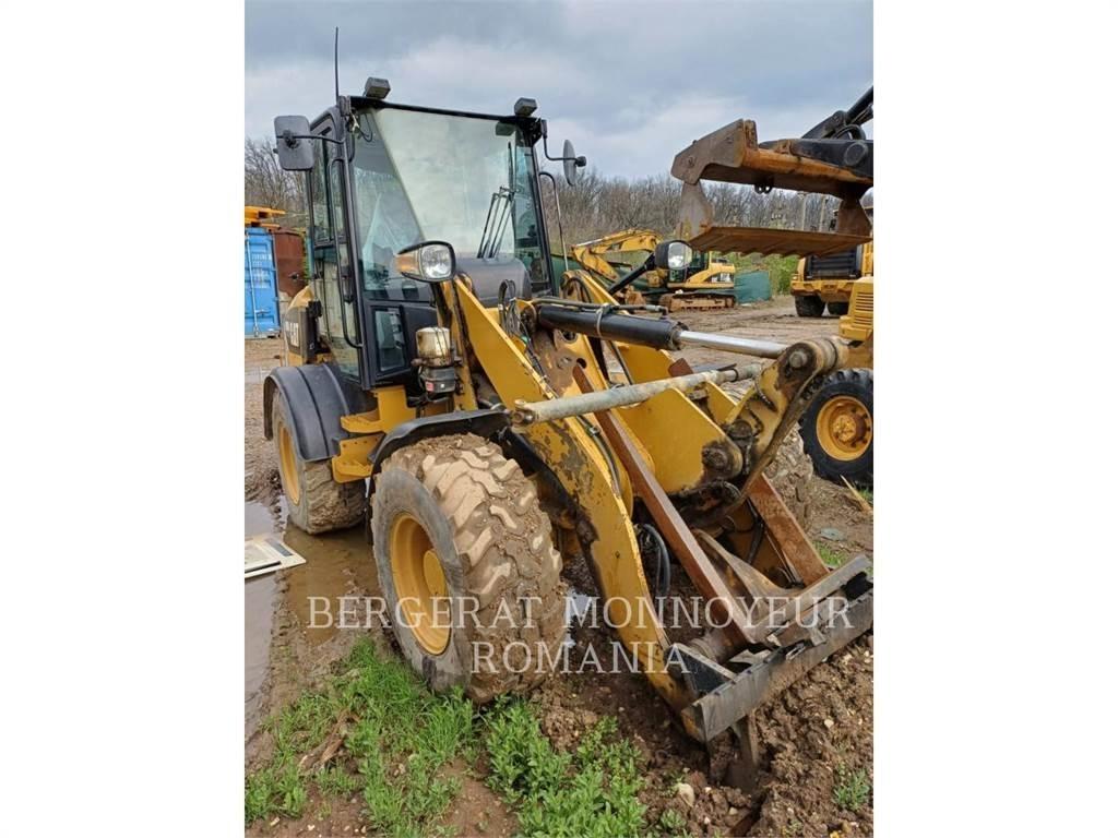 CAT 908M Radlader