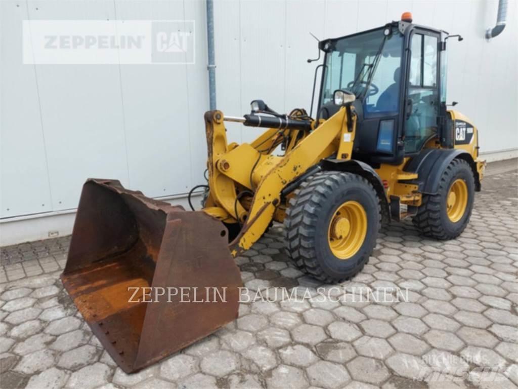 CAT 908M Radlader