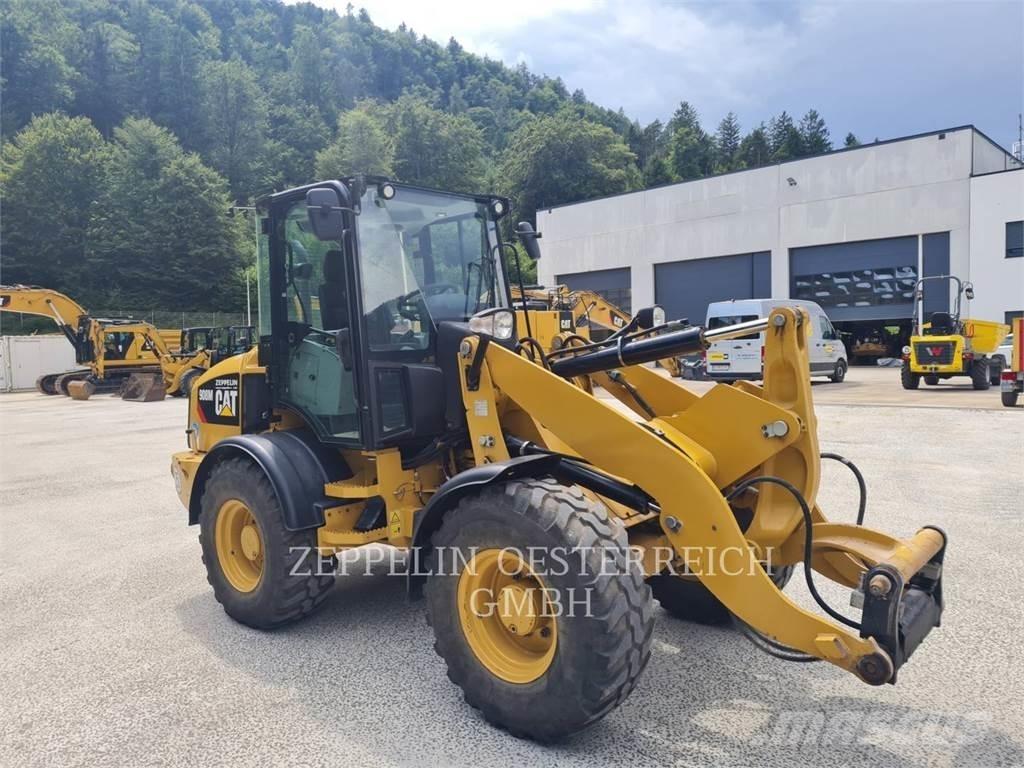 CAT 908M Radlader