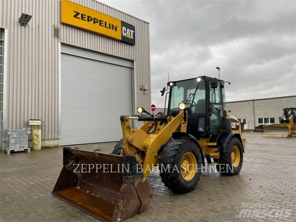 CAT 908M Radlader