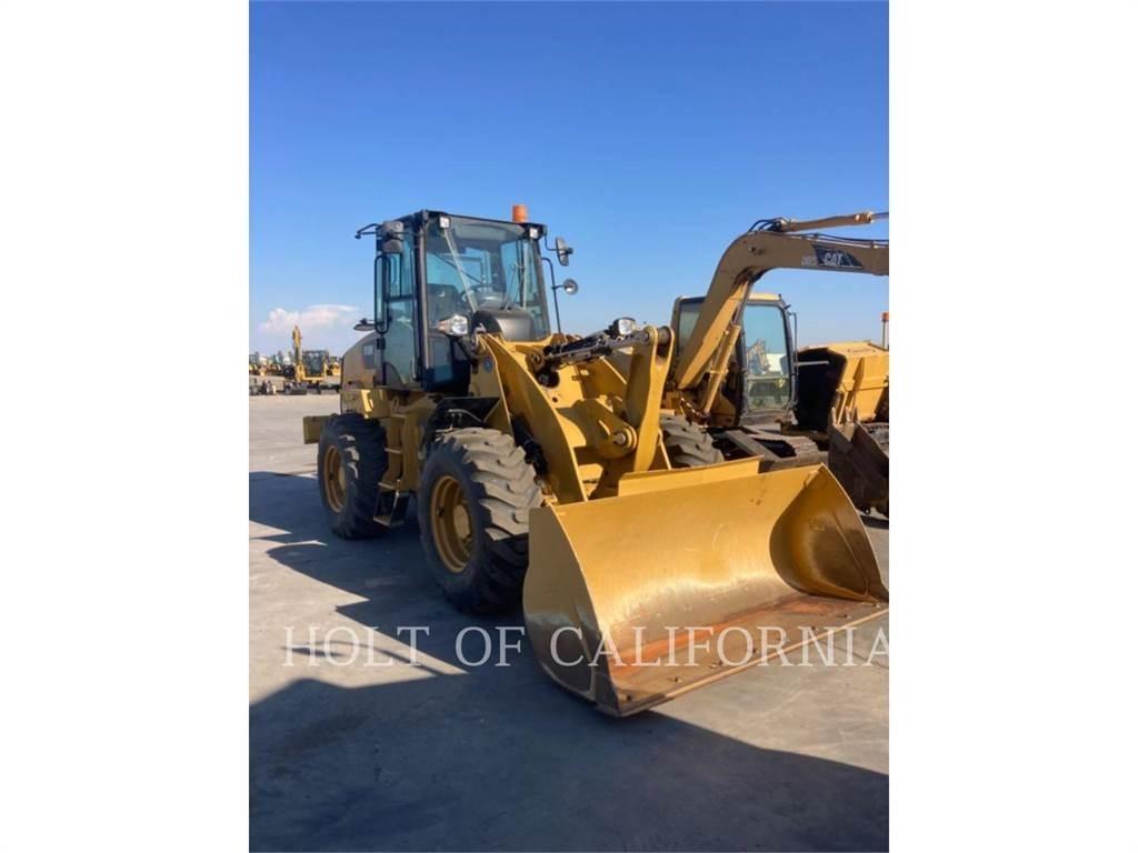 CAT 910M Radlader