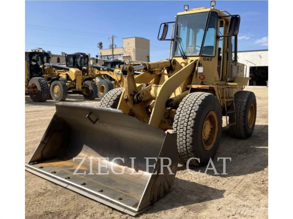 CAT 916 Radlader