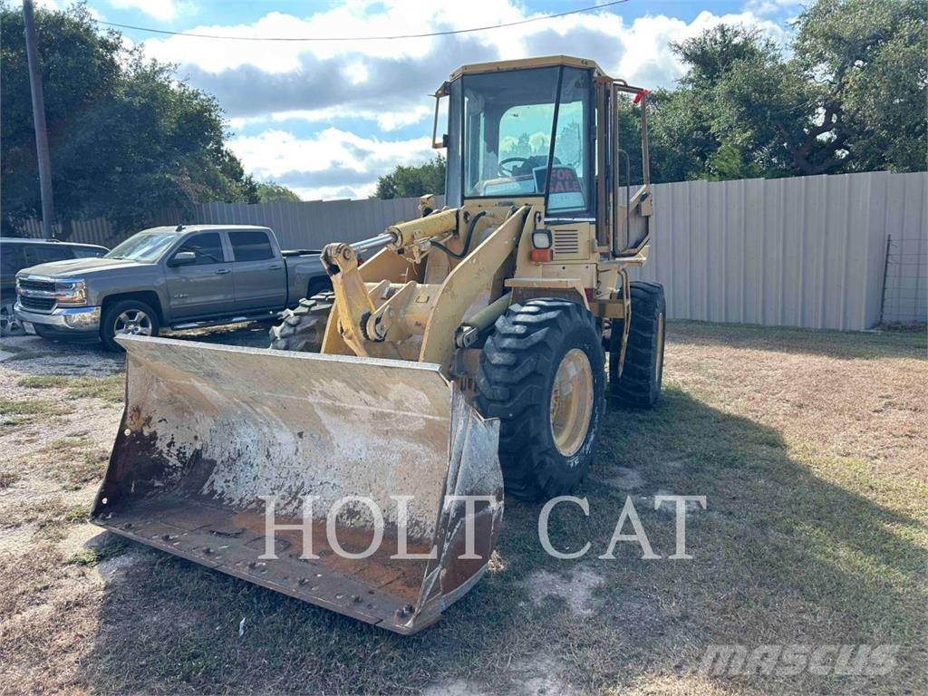 CAT 918F Radlader