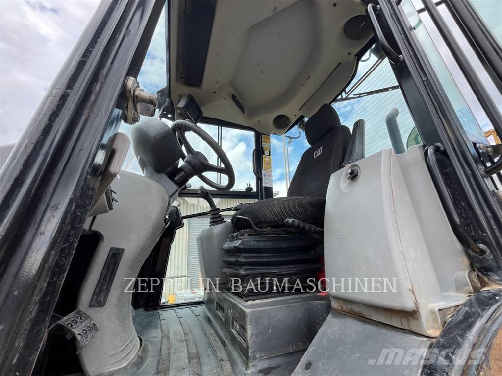 CAT 918M Radlader