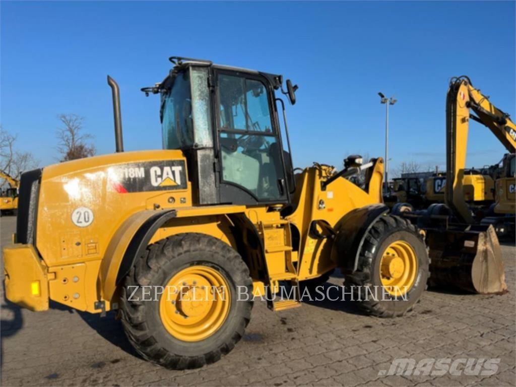 CAT 918M Radlader