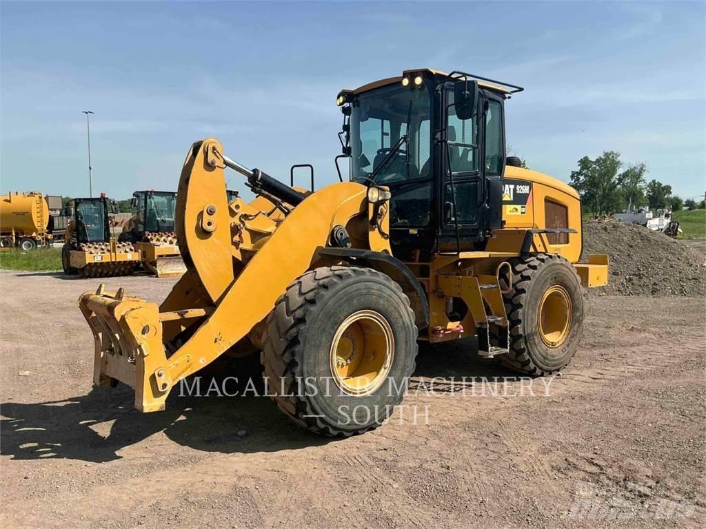 CAT 926M Radlader