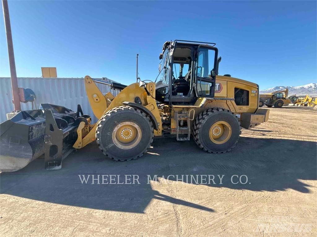 CAT 930 QC Radlader